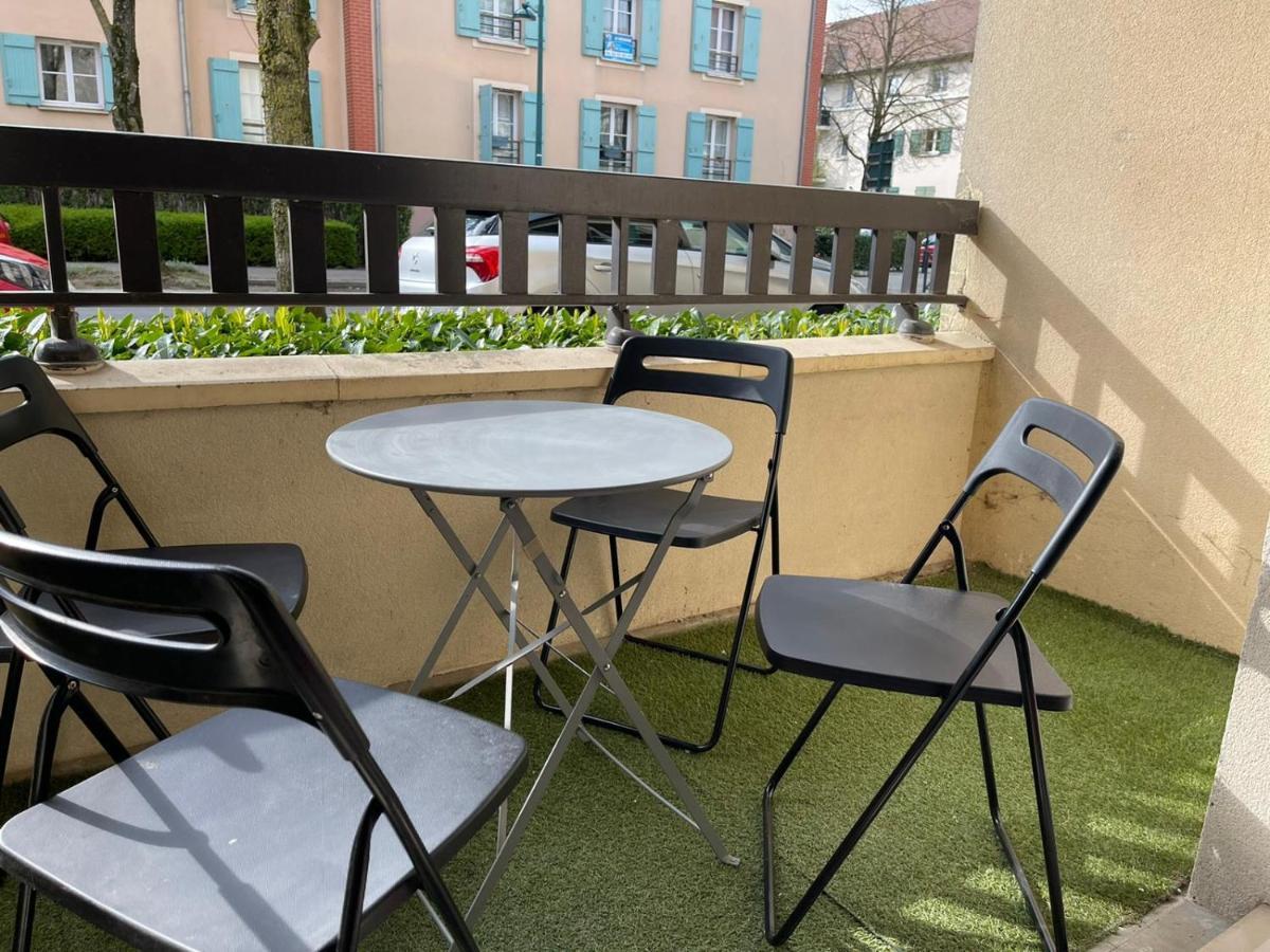 Appartement Equipe Proche De Disneyland Серри Экстерьер фото